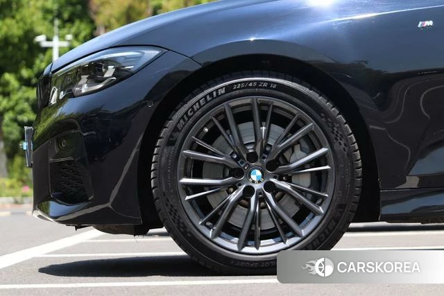 BMW 3 series id 4265626 из Китая 18