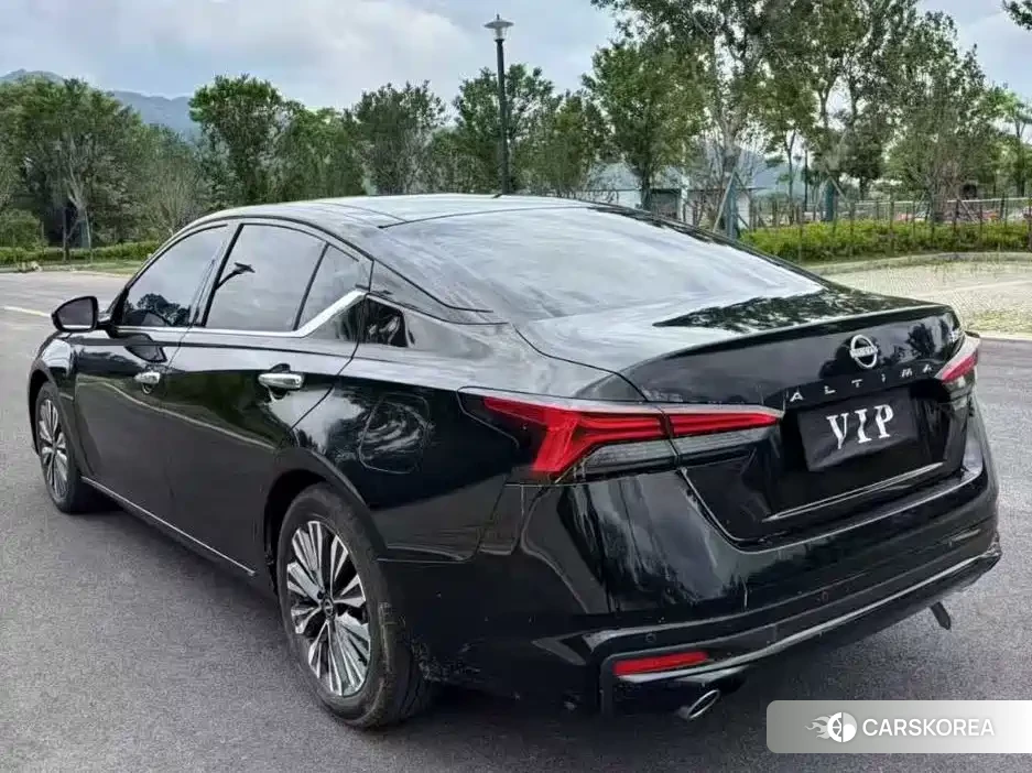 Nissan Altima 2023 Черный из Китая, фото 5