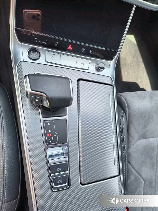 Audi A6L id 4271789 из Китая 12