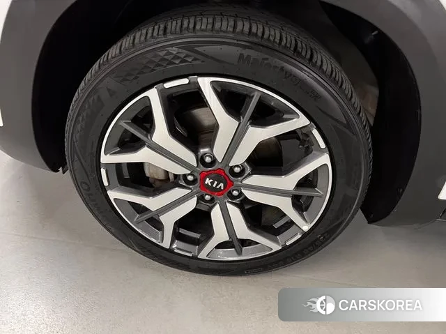 Kia Seltos id 3401974 из Кореи 15