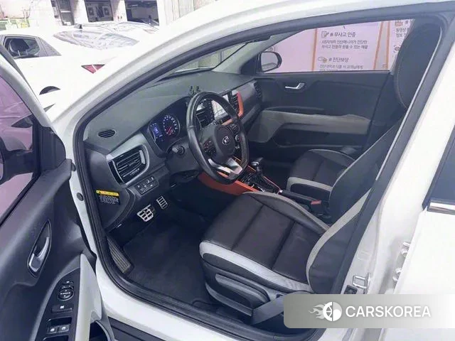 Kia Stonic id 3096028 из Кореи 15