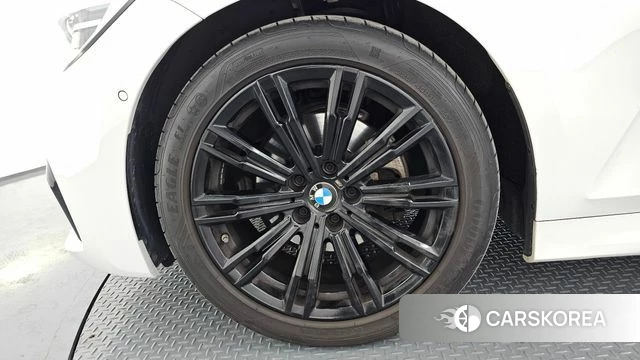 BMW 3 Series (G20) id 3892766 из Кореи 15