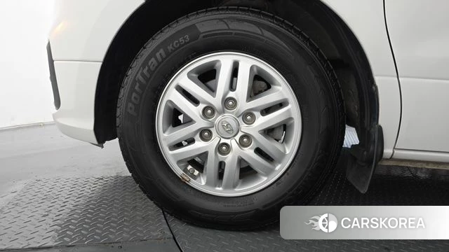 Hyundai The New Grand Starex id 4339455 из Кореи 15