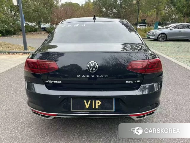 Volkswagen Magotan 2023 Черный из Китая, фото 5