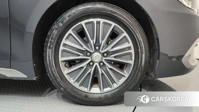 Hyundai Grandeur IG Hybrid id 3845487 из Кореи 15