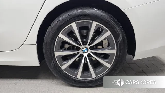 BMW 3 Series (G20) id 3410924 из Кореи 15