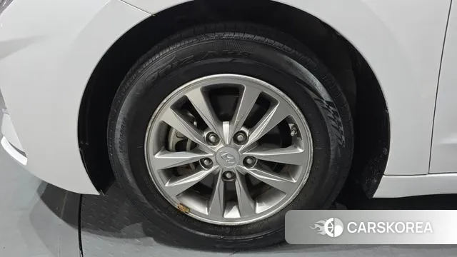 Hyundai The New Avante AD id 3698367 из Кореи 15