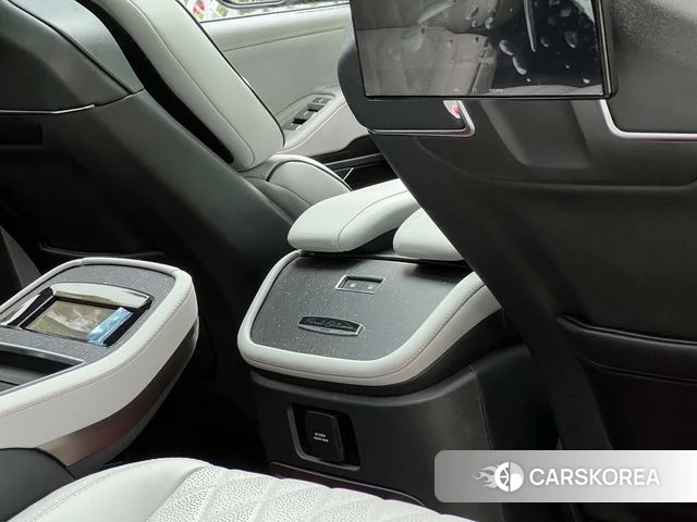Lincoln Navigator id 4241752 из Китая 22