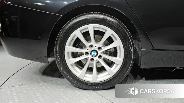 BMW 3 Series (F30) id 3937218 из Кореи 15