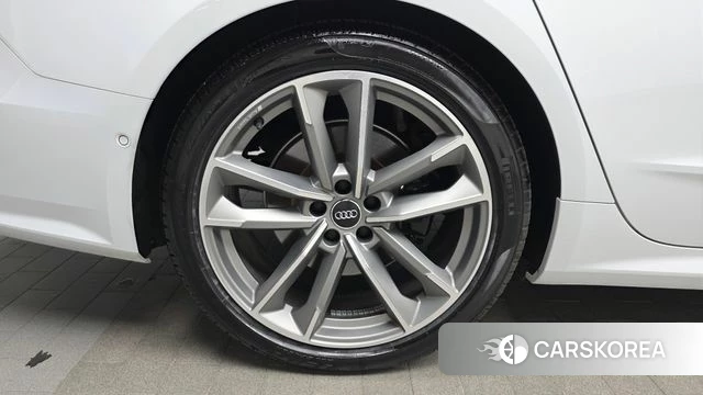 Audi A7 (4K) id 4389904 из Кореи 28