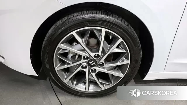 Hyundai The New Avante AD id 3024369 из Кореи 15