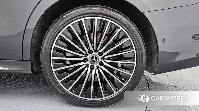 Mercedes-Benz E-Class W214 id 3769805 из Кореи 15