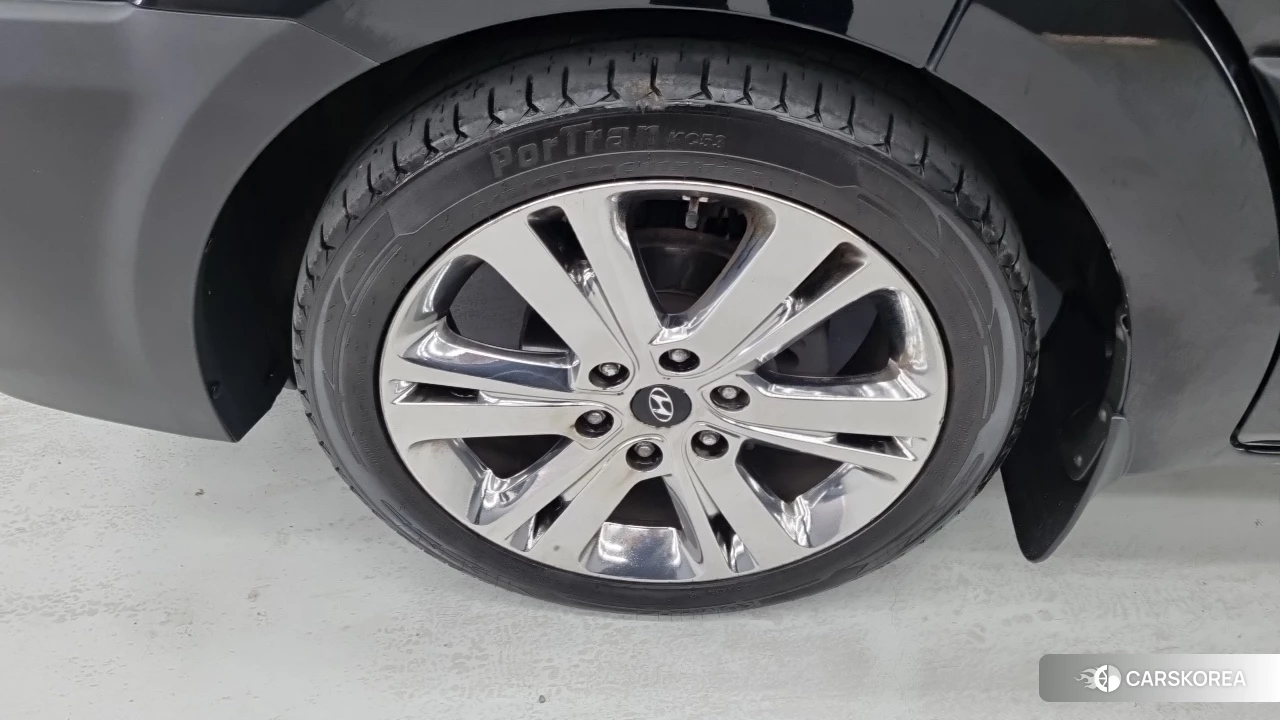 Hyundai Solati id 4428915 из Кореи 13