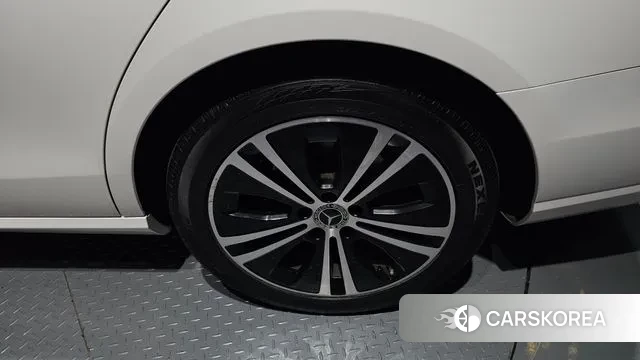 Mercedes-Benz E-Class W213 id 3264428 из Кореи 15