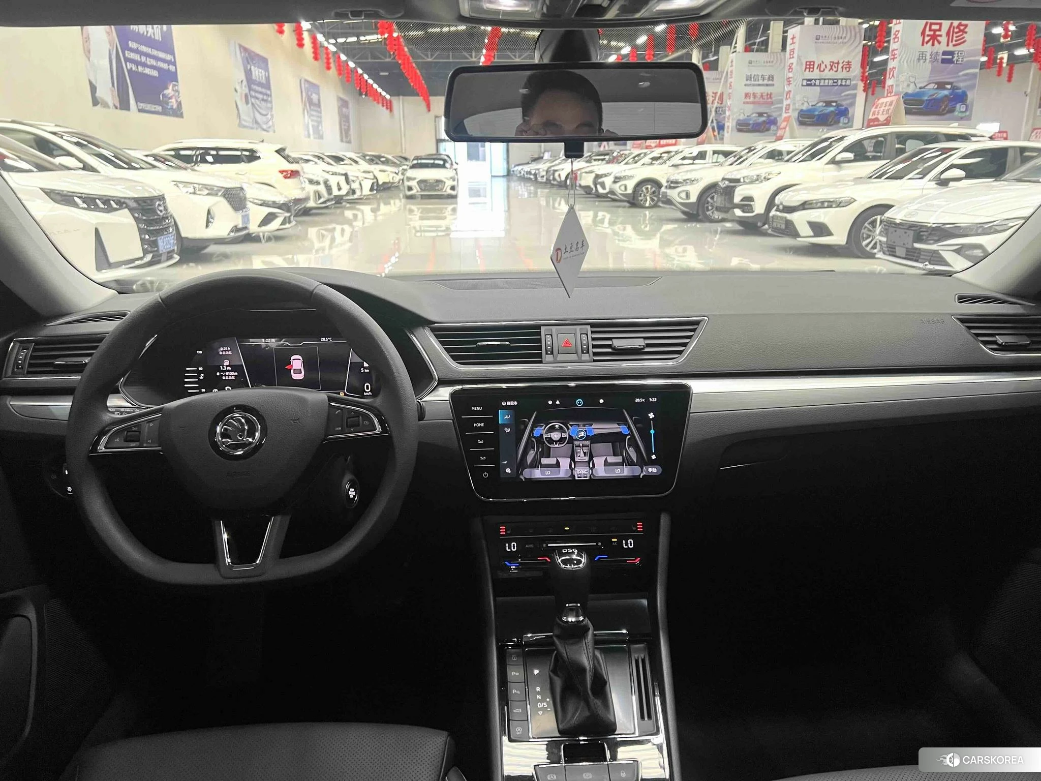 Skoda Superb id 4454334 из Китая 14