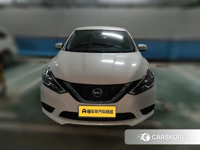 Nissan Xuan Yi 2023 Белый из Китая, фото 5