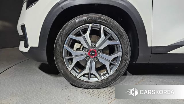 Kia Seltos id 4872090 из Кореи 28