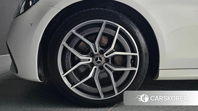 Mercedes-Benz E-Class W213 id 4683371 из Кореи 31