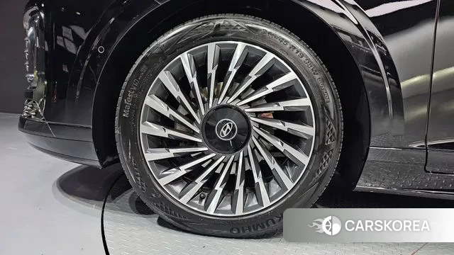 Hyundai Grandeur Hybrid (GN7) id 3507643 из Кореи 15