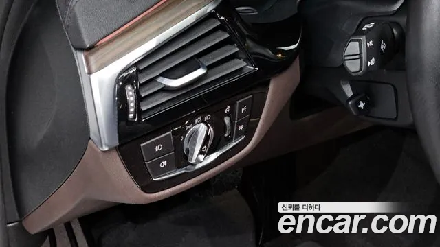 BMW 5 Series (G30) id 2680785 из Кореи 15