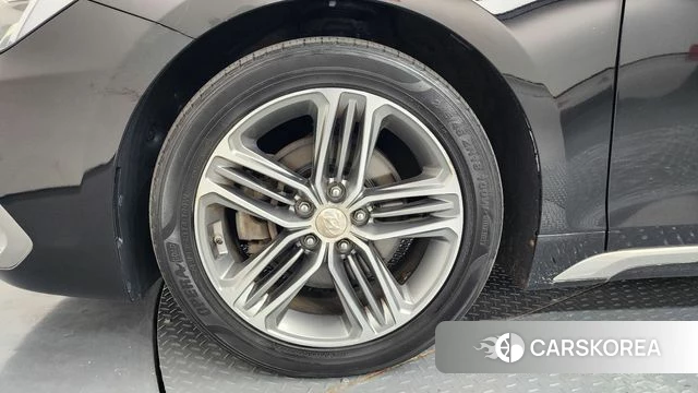 Hyundai Grandeur IG id 4339572 из Кореи 14