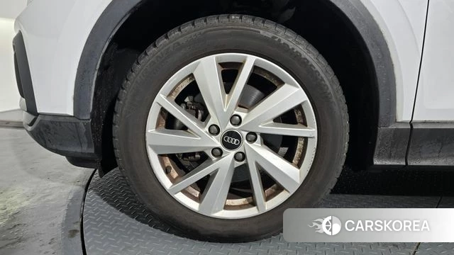 Audi Q2 id 3805824 из Кореи 15
