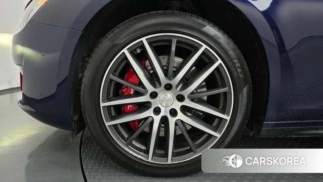 Maserati Ghibli id 4776474 из Кореи 29