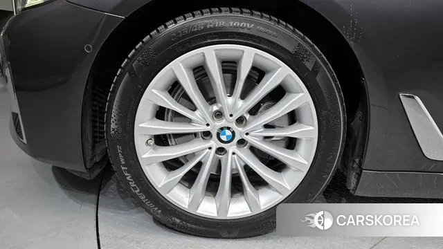 BMW 5 Series (G30) id 3717755 из Кореи 15