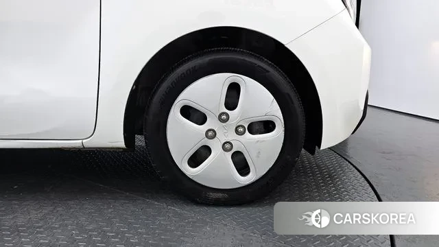 Kia The New Kia Ray id 3751948 из Кореи 15