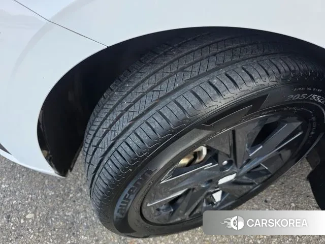 Hyundai Avante Hybrid (CN7) id 3355245 из Кореи 12