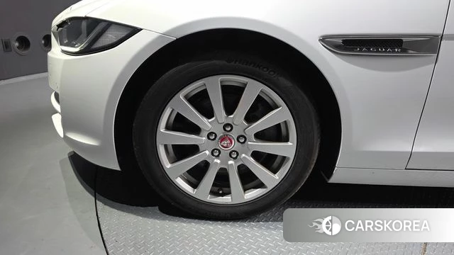 Jaguar XE id 4620391 из Кореи 15
