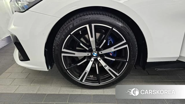 BMW 5 Series (G60) id 4421792 из Кореи 29
