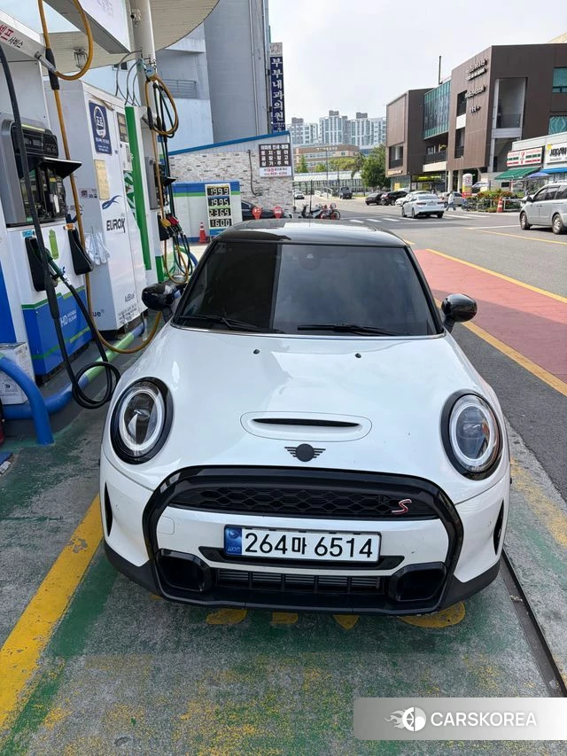Mini Cooper S 2023 Белый из Кореи, фото 5