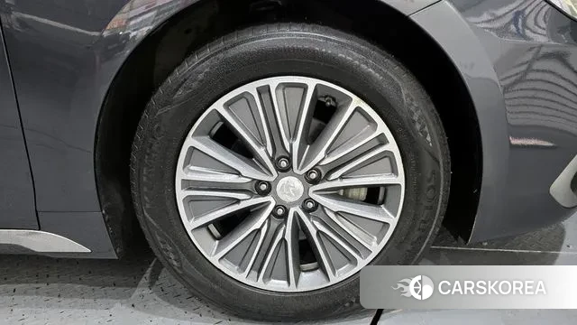 Hyundai Grandeur IG Hybrid id 3526432 из Кореи 15