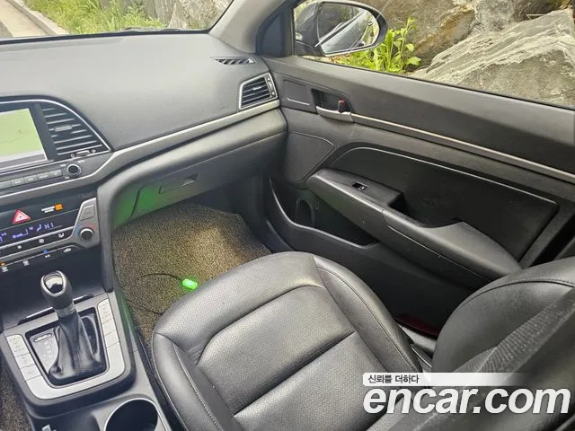 Hyundai Avante AD id 2643059 из Кореи 15