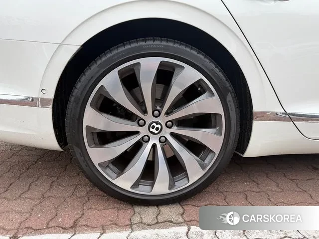 Bentley Flying Spur 3rd Generation id 3746214 из Кореи 15