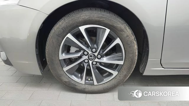 Lexus CT200h id 4471522 из Кореи 15