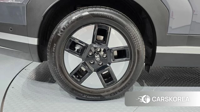 Hyundai Santa Fe (MX5) id 4274792 из Кореи 28