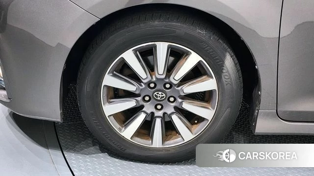 Toyota Sienna id 3942884 из Кореи 15