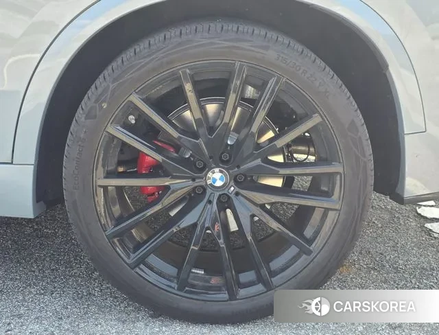 BMW X5 (G05) 2025 Серебристо-серый из Кореи, фото 5