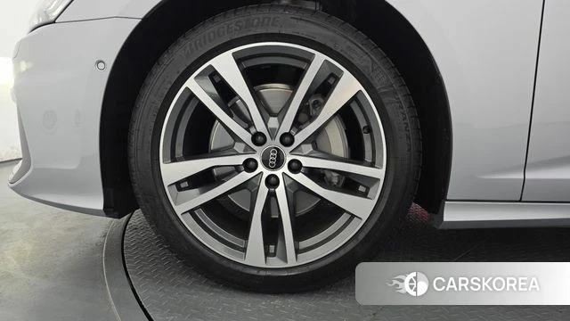 Audi A6 (C8) id 4360488 из Кореи 30