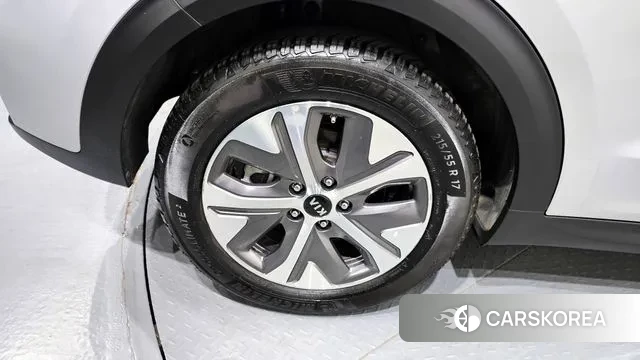 Kia Niro EV id 3028287 из Кореи 15