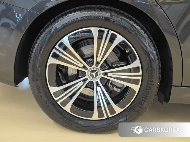Mercedes-Benz E-Class W214 id 4870570 из Кореи 15