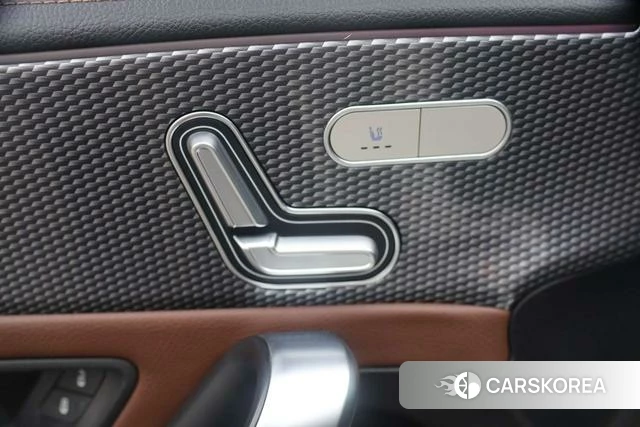 Mercedes-Benz Class A id 4359413 из Китая 14