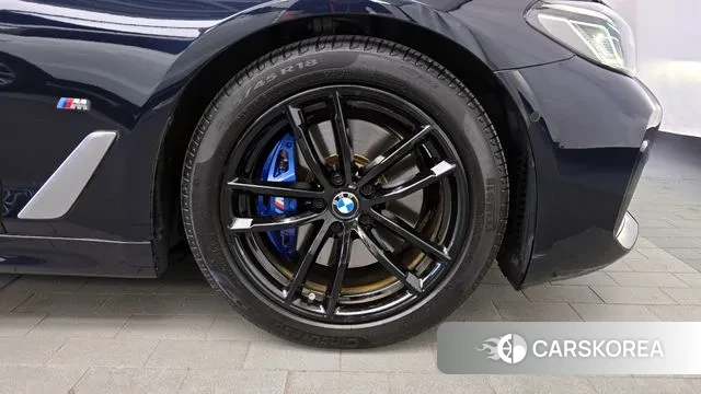 BMW 5 Series (G30) id 3027142 из Кореи 15