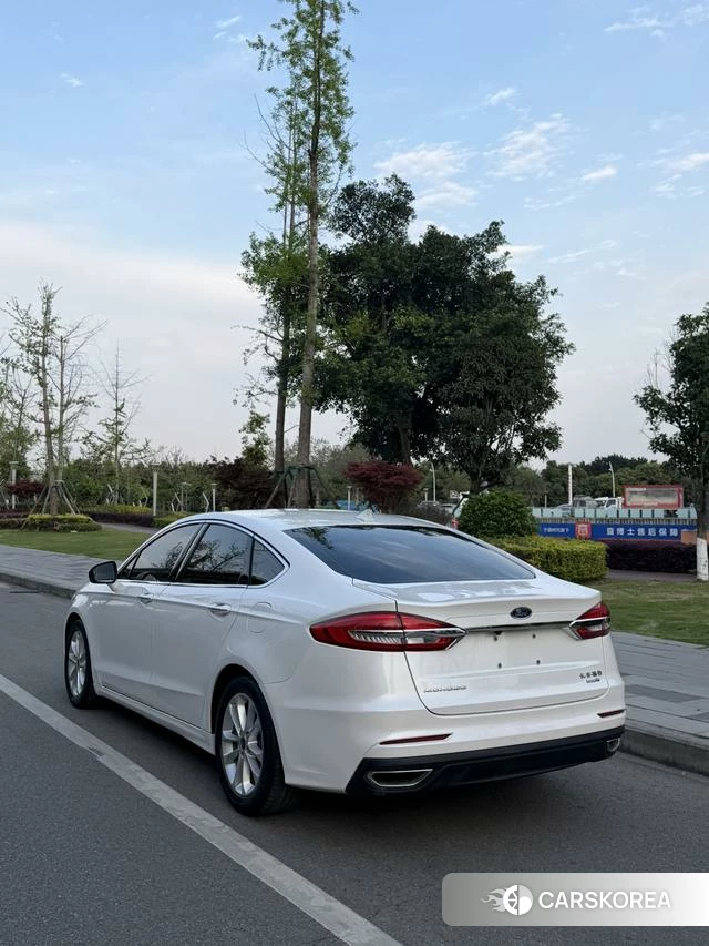 Ford Mondeo id 4216776 из Китая 9