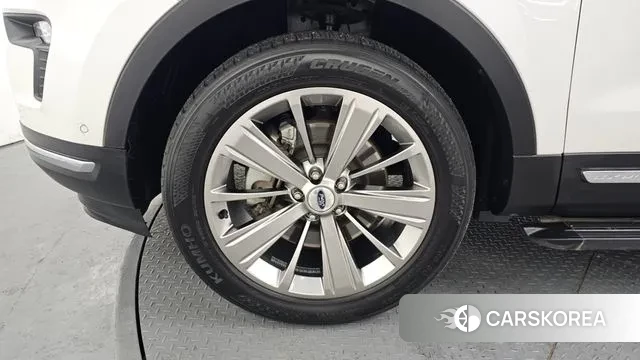 Ford Explorer id 3736940 из Кореи 15