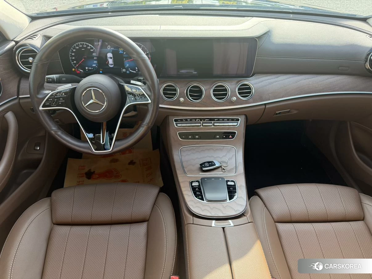 Mercedes-Benz E-class 2022 Черный из Китая, фото 5