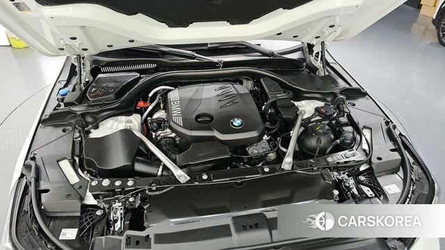 BMW 5 Series (G60) id 3882820 из Кореи 15