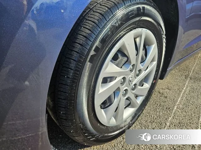 Hyundai Avante AD id 3474832 из Кореи 13